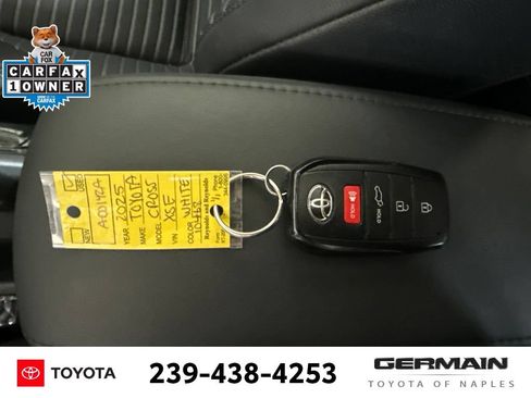 Used 2025 Toyota Corolla Cross AWD Hybrid w/ Convenience Package image 20