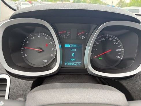 Used 2017 Chevrolet Equinox LS AWD/4WD image 26