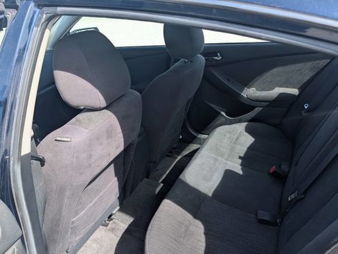 Used 2011 Nissan Altima 2.5 S w/ Special Edition Pkg image 13