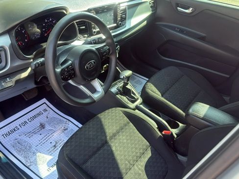 Used 2020 Kia Rio S FWD image 5