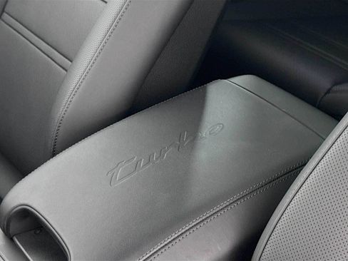 Used 2025 Porsche Cayenne Turbo AWD/4WD image 14