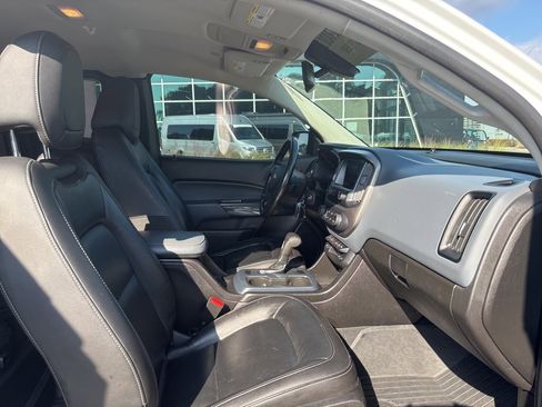 Used 2019 Chevrolet Colorado Z71 w/ LPO, Premium Interior Package image 27