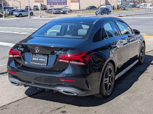 Used 2022 Mercedes-Benz A 220 4MATIC image 6