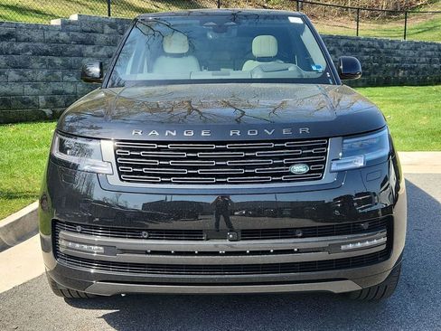 New 2026 Land Rover Range Rover Long Wheelbase SE AWD/4WD image 8