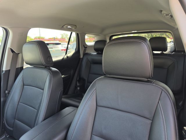 Used 2024 GMC Terrain SLT FWD image 24