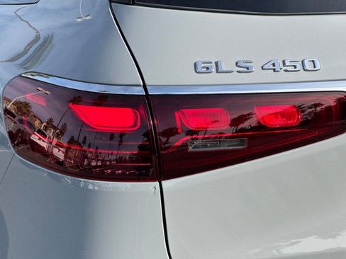 New 2026 Mercedes-Benz GLS 450 4MATIC image 14