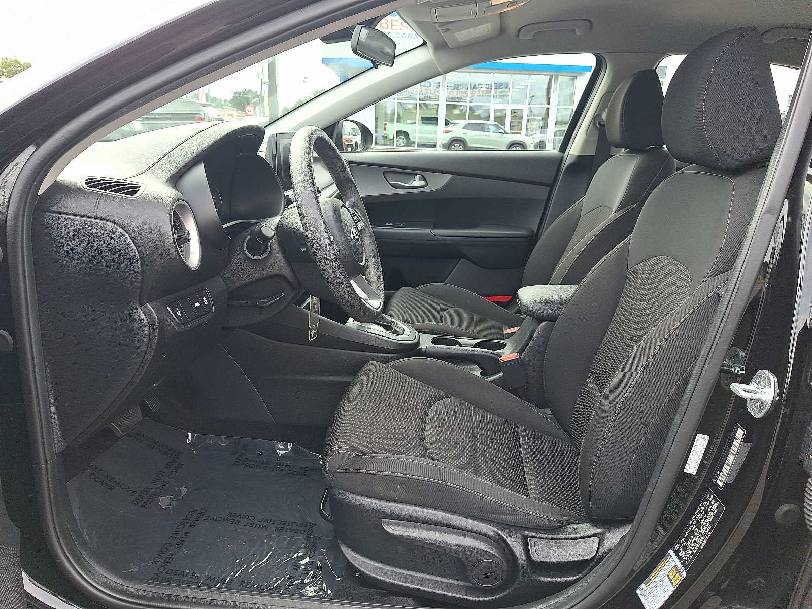 Used 2020 Kia Forte LXS FWD image 13