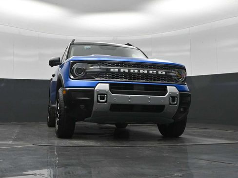 Used 2025 Ford Bronco Sport Badlands AWD/4WD image 29