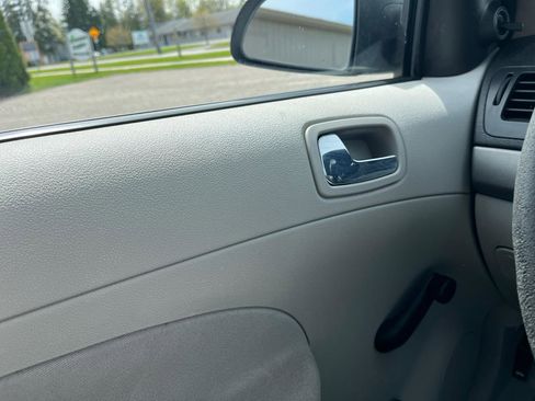 Used 2009 Chevrolet Cobalt LS w/ Protection Package FWD image 12