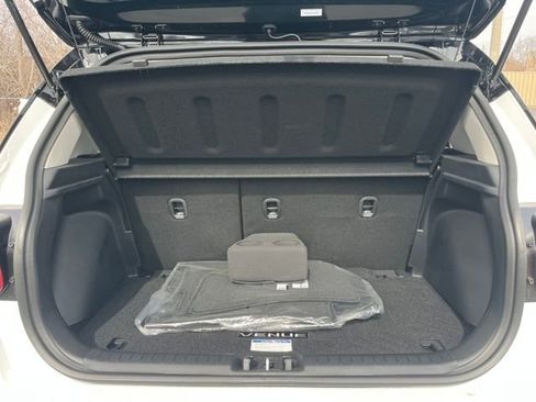 New 2026 Hyundai Venue SEL FWD image 33