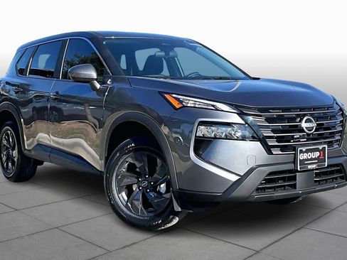 New 2026 Nissan Rogue SV image 2