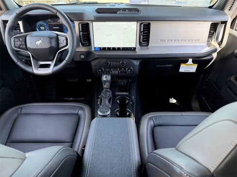 New 2025 Ford Bronco Outer Banks image 35