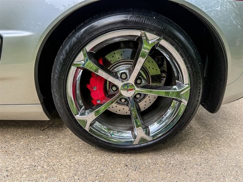 Used 2013 Chevrolet Corvette Grand Sport w/ 3LT Preferred Equipment Group RWD image 24