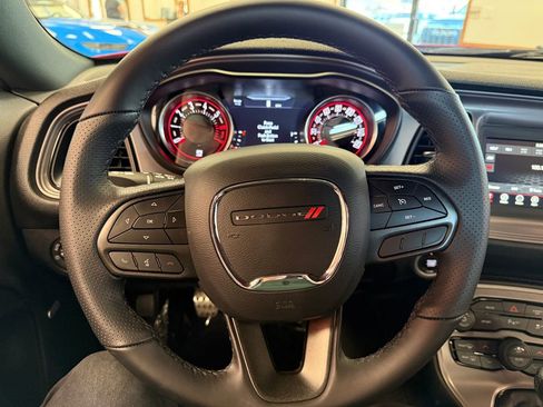 Used 2023 Dodge Challenger R/T image 20