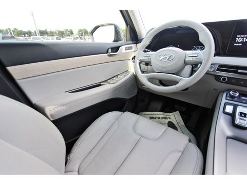 Used 2023 Hyundai Palisade Limited AWD/4WD image 10