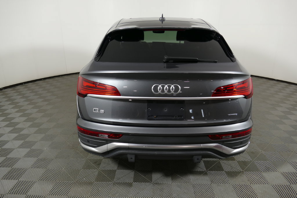 Used 2023 Audi Q5 2.0T Premium w/ Convenience Package AWD/4WD image 6