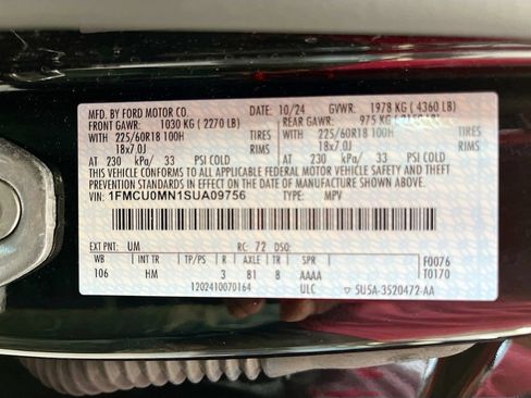 Used 2025 Ford Escape ST-Line FWD image 29