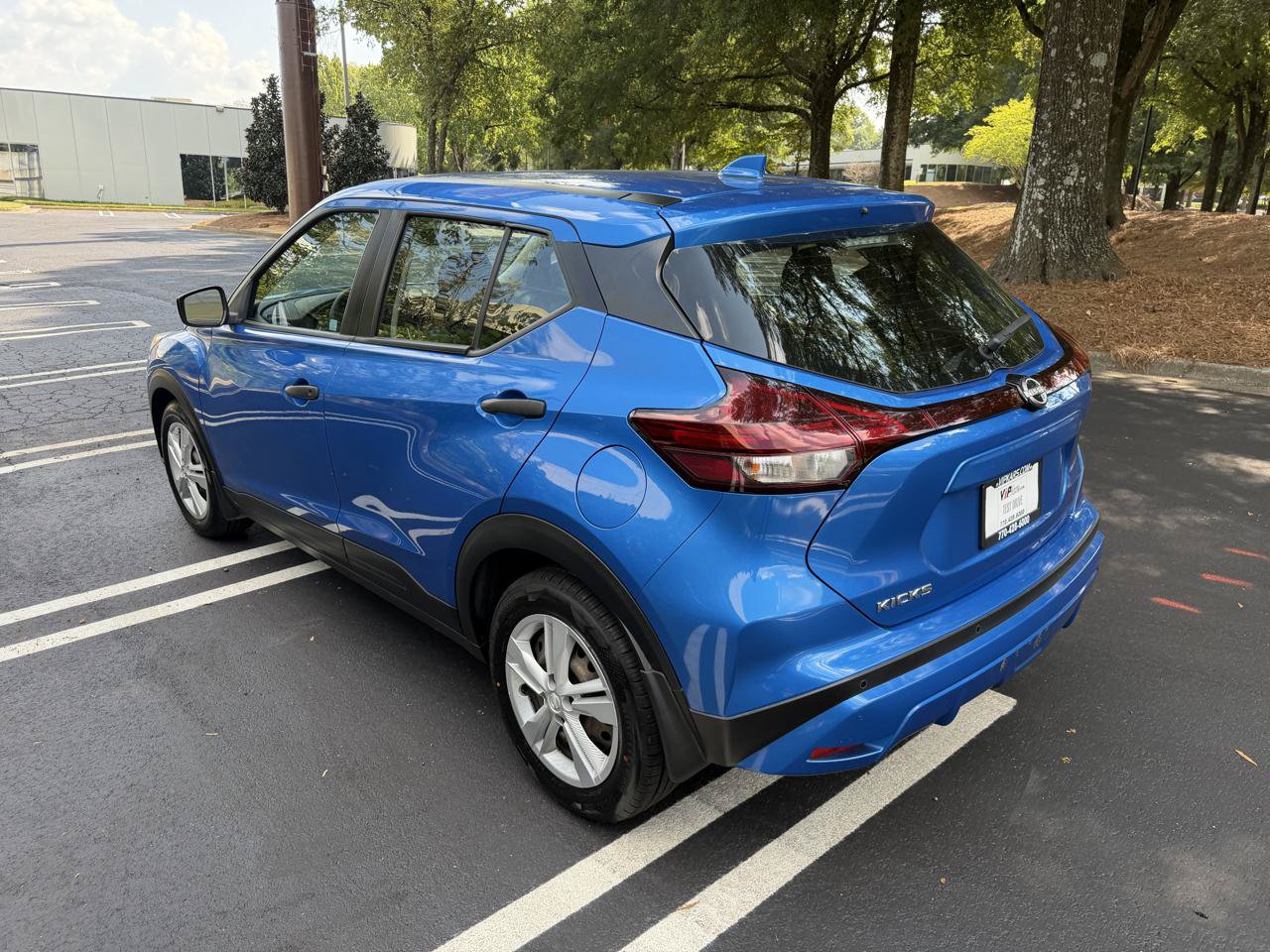 Used 2024 Nissan Kicks S FWD image 7