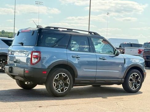 Certified 2025 Ford Bronco Sport Outer Banks w/ Outer Banks Tech Package+ AWD/4WD image 32