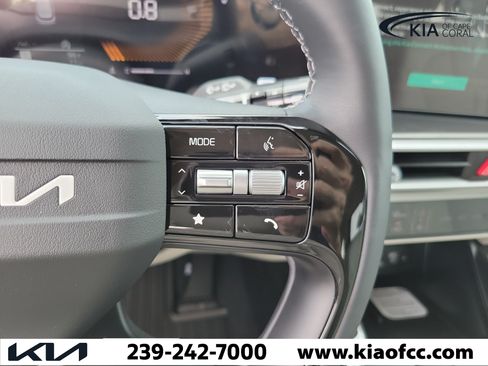 New 2026 Kia Sorento S FWD image 24