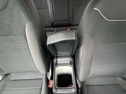 Used 2022 Volkswagen Taos SE image 20