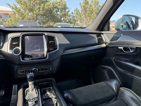 Used 2016 Volvo XC90 T6 R-Design w/ Vision Package image 28