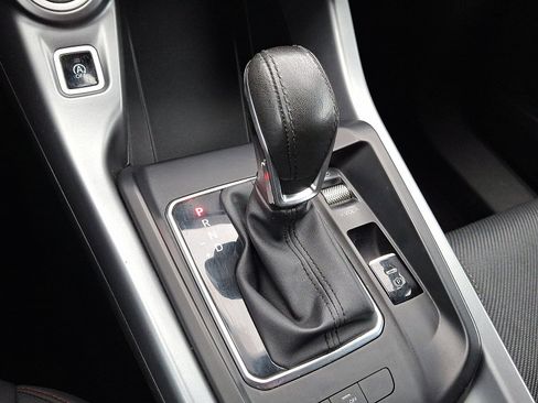 Used 2023 Dodge Hornet GT w/ GT Blacktop Package image 13