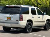 Used 2010 GMC Yukon Denali image 4