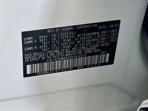 Used 2024 Subaru Ascent Premium w/ Convenience Package image 12