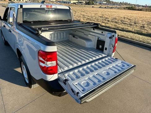 Used 2025 Ford Maverick XL w/ Equipment Group 102A image 22