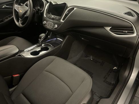 Used 2024 Chevrolet Malibu LT FWD image 21