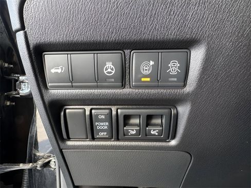 Used 2021 INFINITI QX80 Sensory w/ All-Season Package image 33