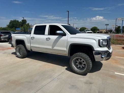 Used 2018 GMC Sierra 1500 SLT w/ Texas SLT Premium Package AWD/4WD image 17