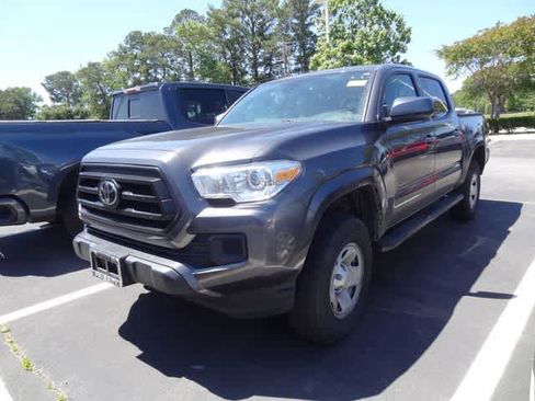 Used 2023 Toyota Tacoma SR AWD/4WD image 4