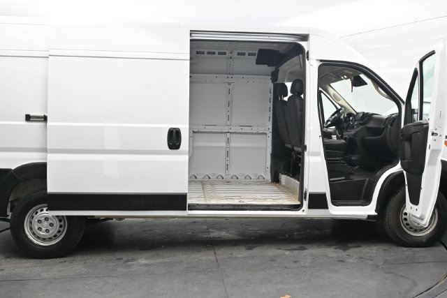 Used 2026 RAM ProMaster 2500 w/ Convenience Group FWD image 47