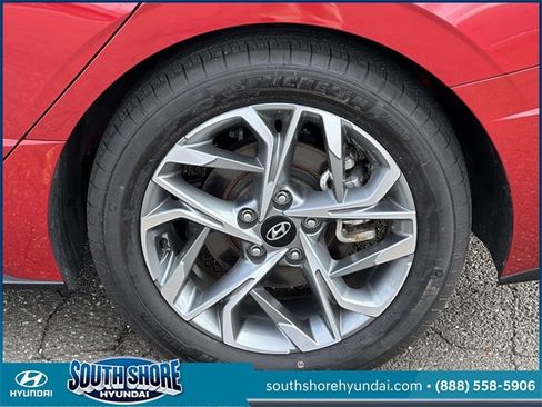 Certified 2023 Hyundai Sonata SEL w/ Convenience Package image 9