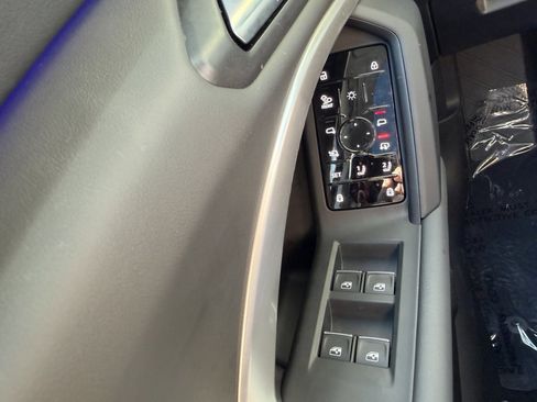 Used 2025 Audi Q5 Premium Plus w/ Premium Plus image 25