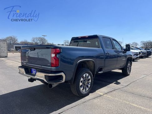 New 2026 Chevrolet Silverado 3500 LT w/ Convenience Package AWD/4WD image 3