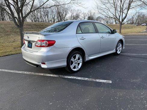 Used 2013 Toyota Corolla S w/ Premium Pkg image 3