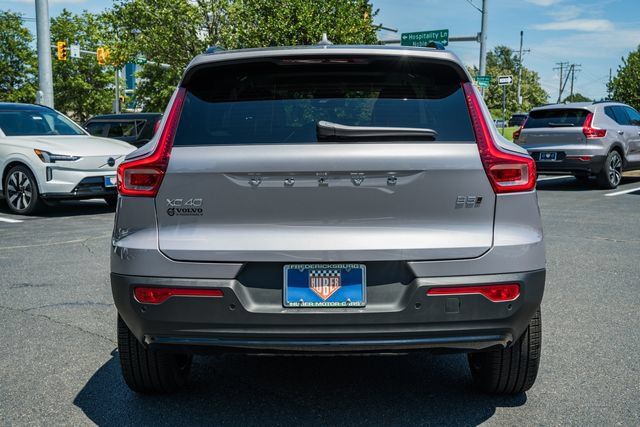 New 2026 Volvo XC40 B5 Plus w/ Climate Package AWD/4WD image 6