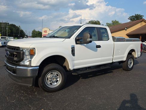 Used 2022 Ford F250 XL w/ Power Equipment Group AWD/4WD image 1
