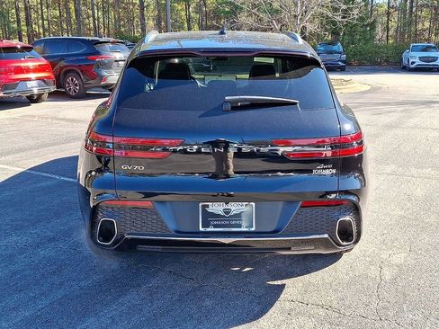 Used 2025 Genesis GV70 2.5T Advanced w/ Advanced Package image 23