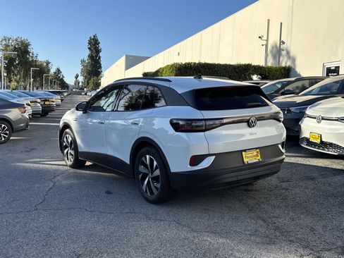 New 2026 Volkswagen ID.4 Pro image 3