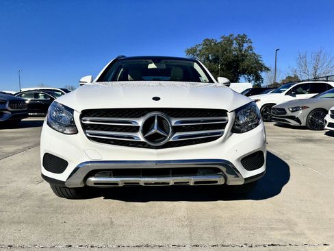 Used 2018 Mercedes-Benz GLC 300 GLC 300 image 2
