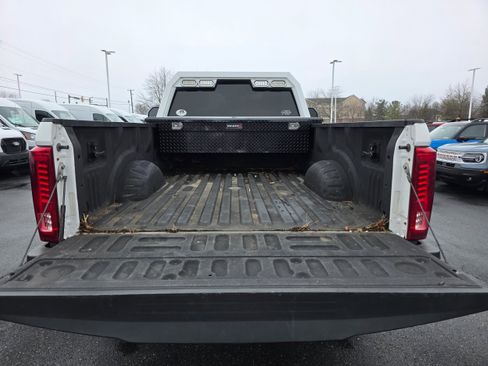 Used 2017 Ford F350 XLT w/ XLT Value Package image 9