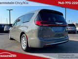 New 2025 Chrysler Pacifica Select image 5