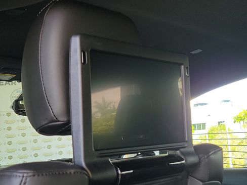 New 2026 Chrysler Pacifica Select FWD image 10