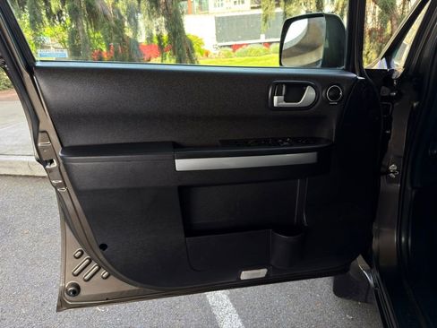 Used 2011 Mitsubishi Endeavor LS AWD/4WD image 18