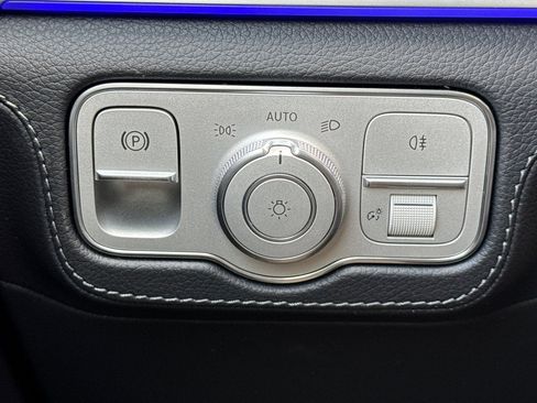 New 2025 Mercedes-Benz GLS 580 4MATIC image 29