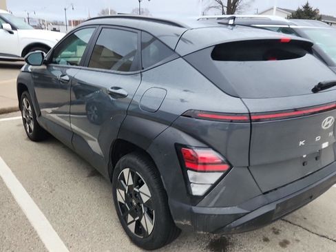 Used 2025 Hyundai Kona SEL image 5